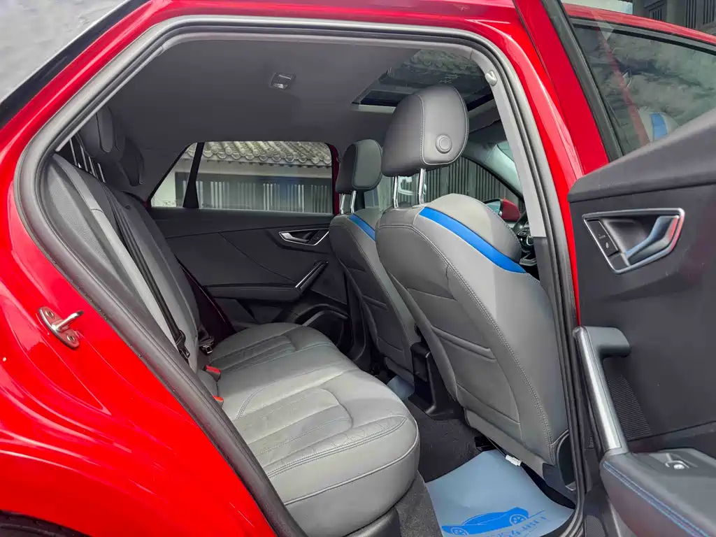Audi Q2L — миниатюра 9