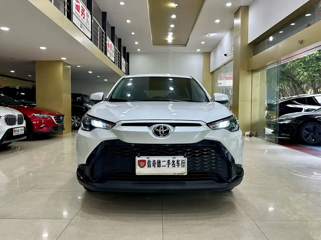Toyota Frontlander — миниатюра 4