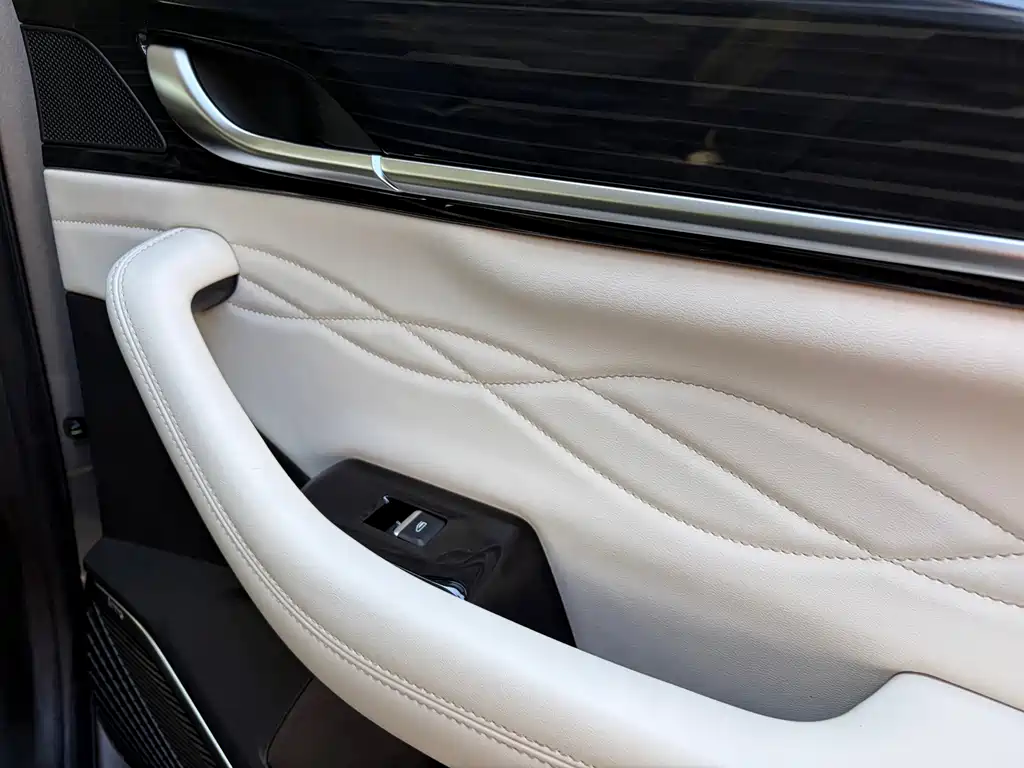 Geely Xingyue L — миниатюра 12