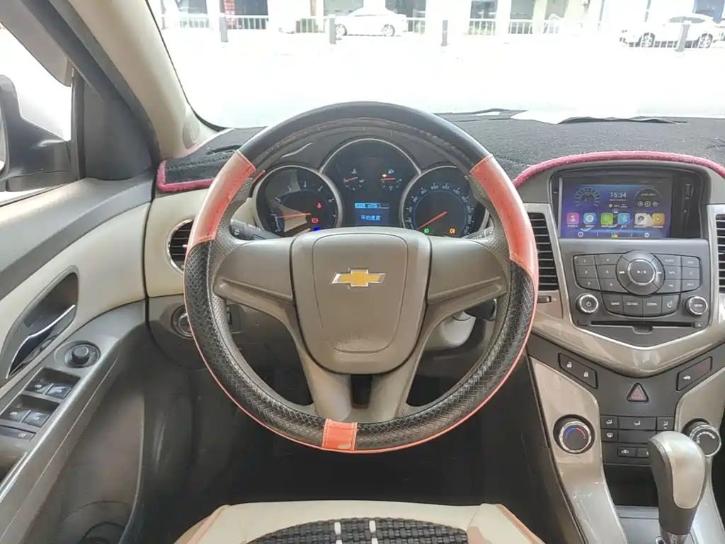 Chevrolet Cruze — миниатюра 11