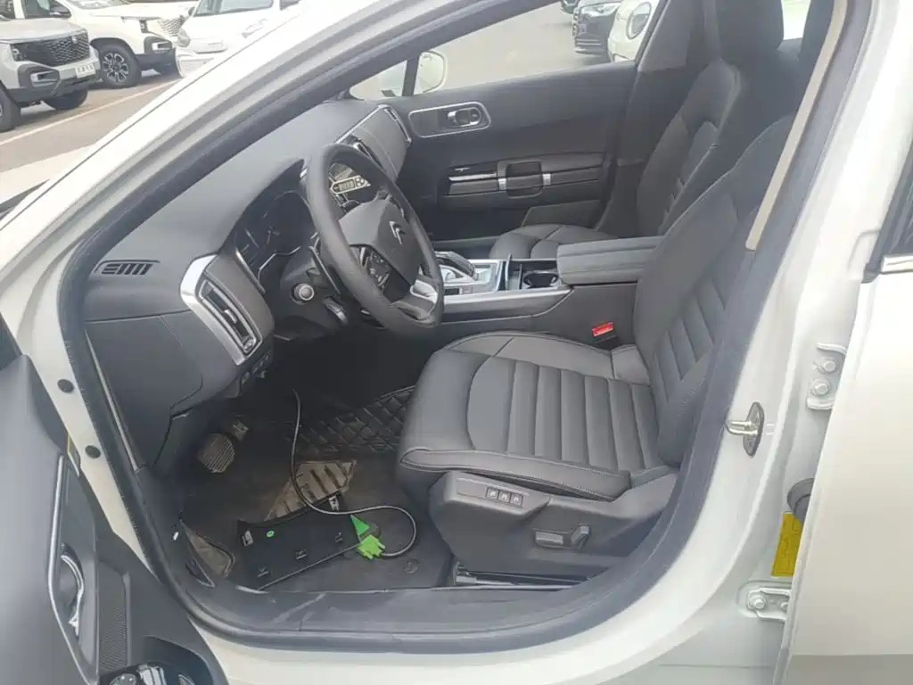 Citroen C6 — миниатюра 15