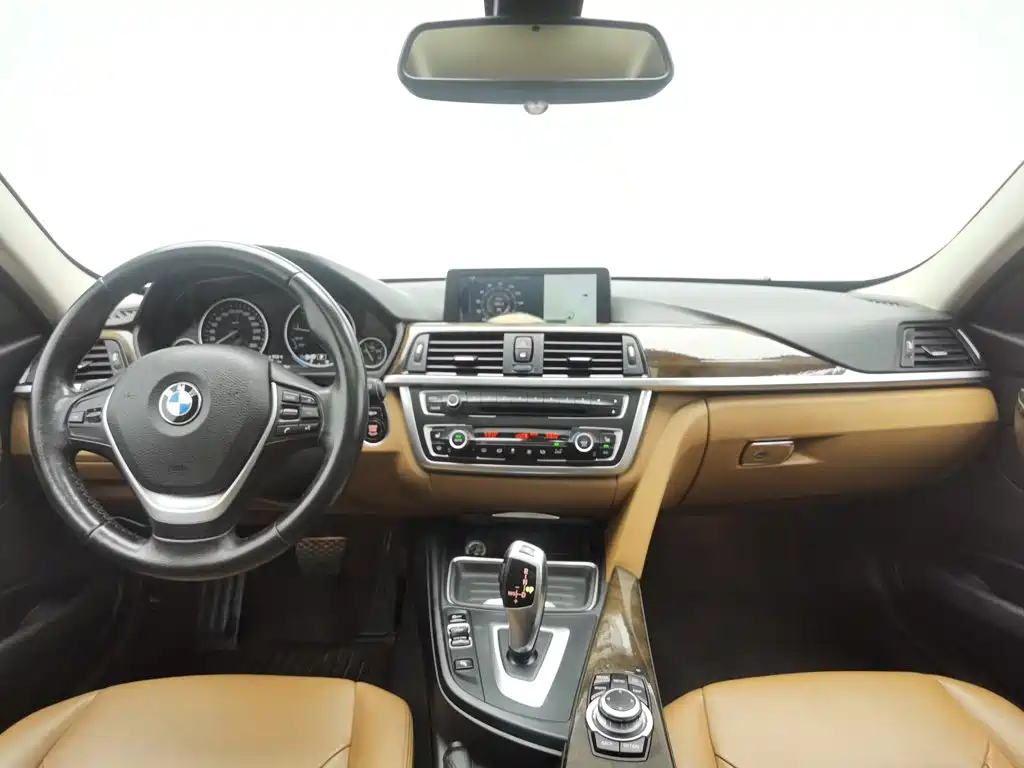 BMW 3 Series — миниатюра 5