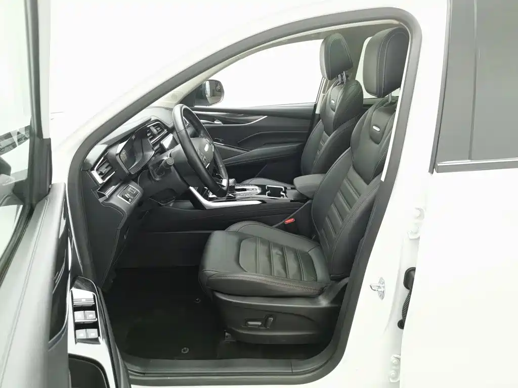 MAXUS D60 — миниатюра 10