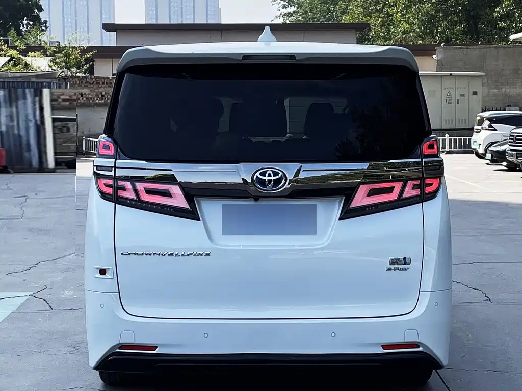 Toyota Vellfire — миниатюра 4