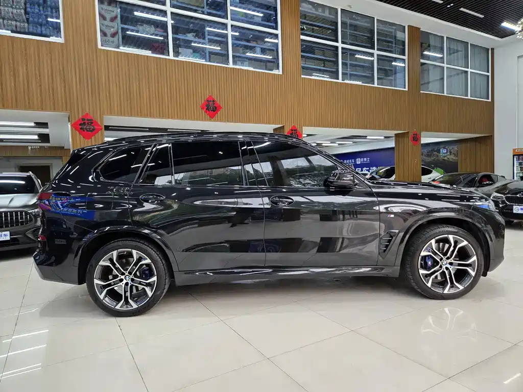 BMW X5 — миниатюра 13