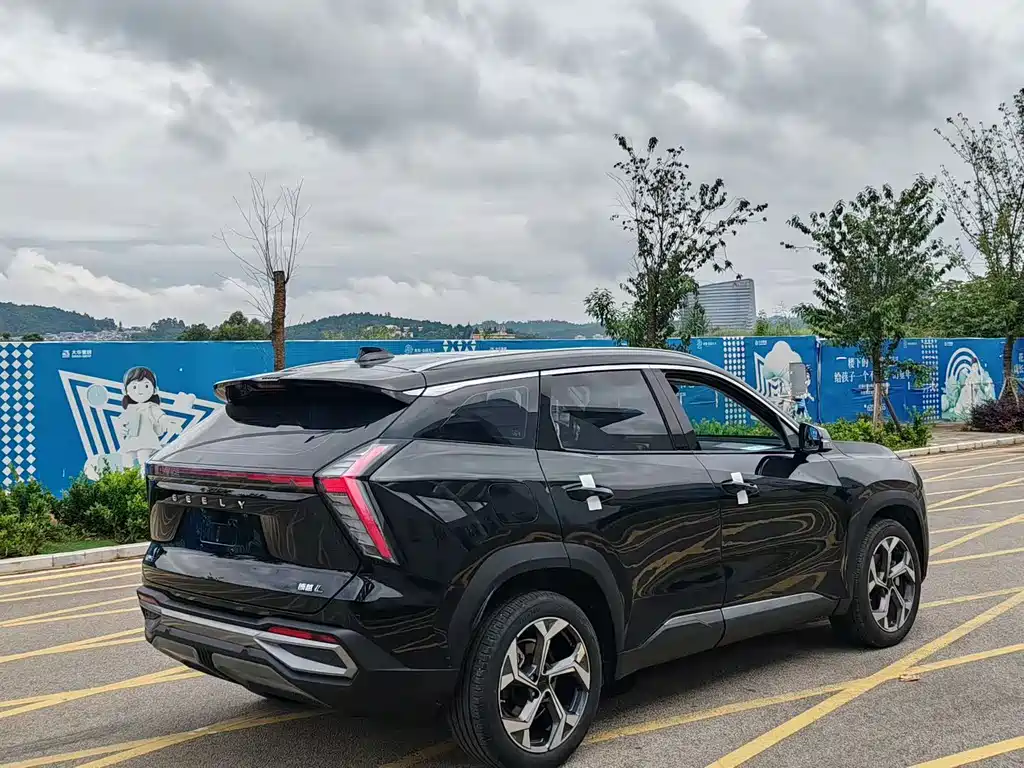 Geely Boyue L — миниатюра 8