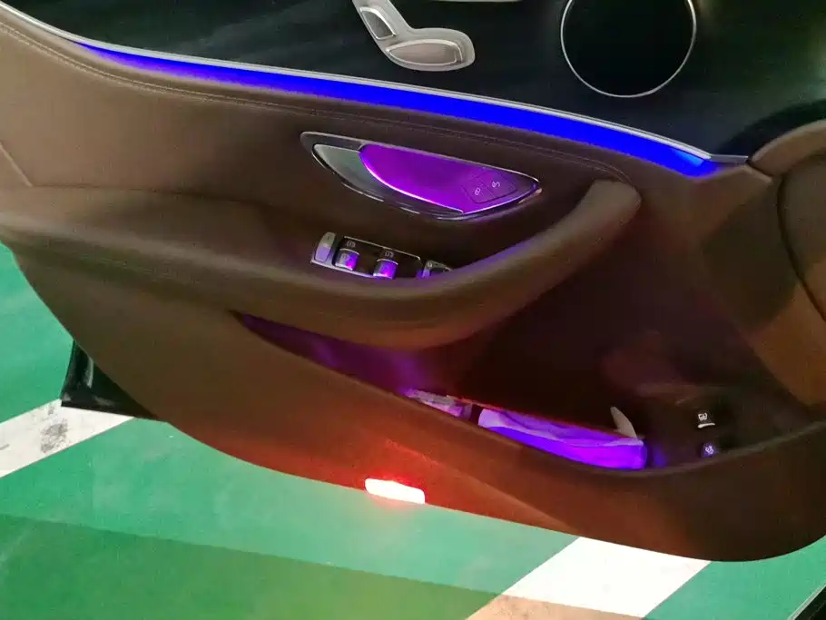 Mercedes-Benz E-Class New Energy — миниатюра 7