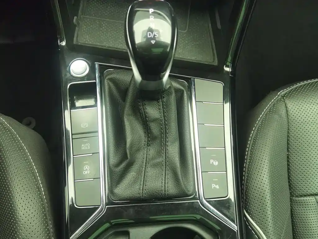 Volkswagen Passat — миниатюра 13