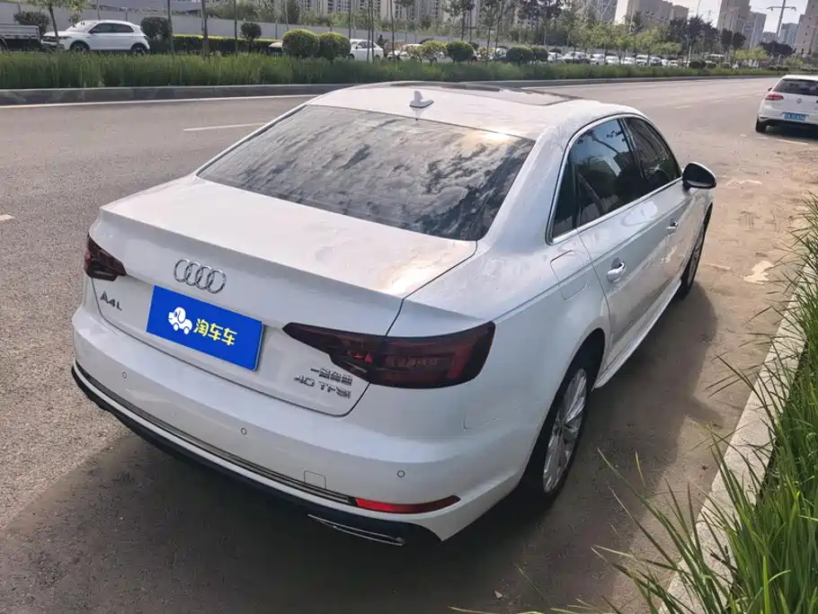 Audi A4L — миниатюра 3