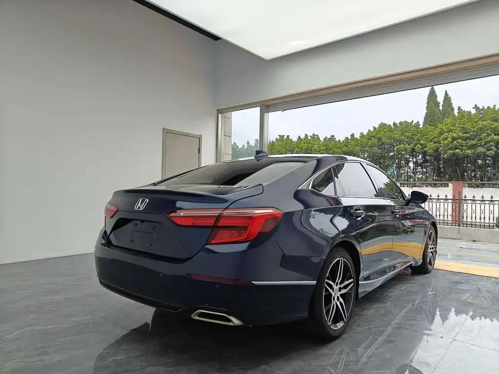 Honda Inspire — миниатюра 6
