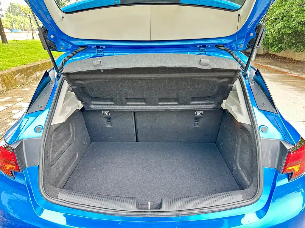 Buick Verano — миниатюра 14