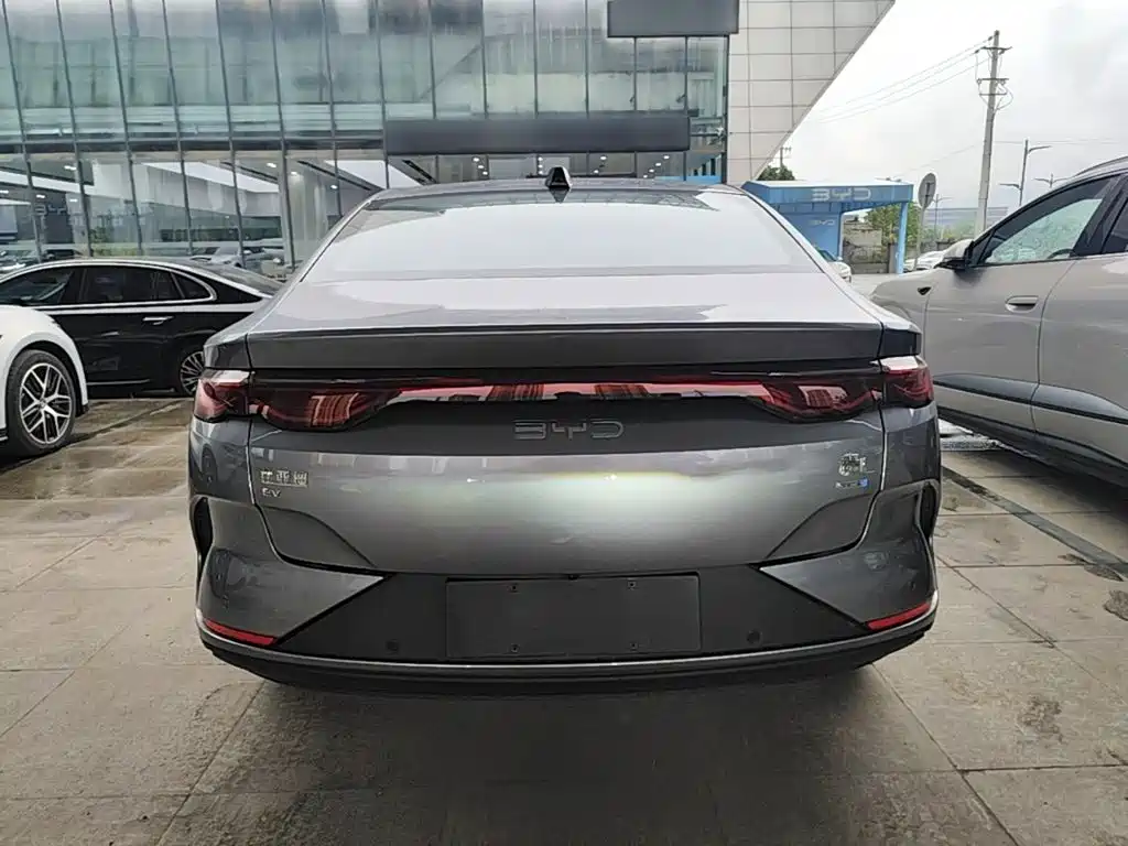 BYD Qin L — миниатюра 6