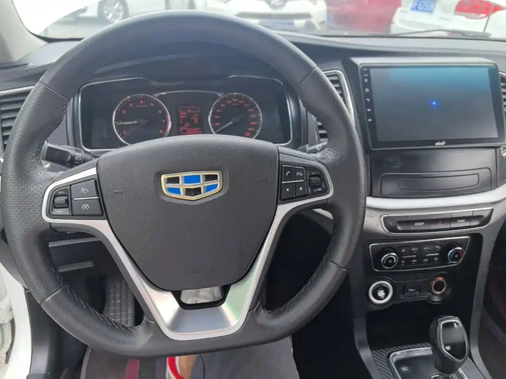 Geely Vision — миниатюра 11