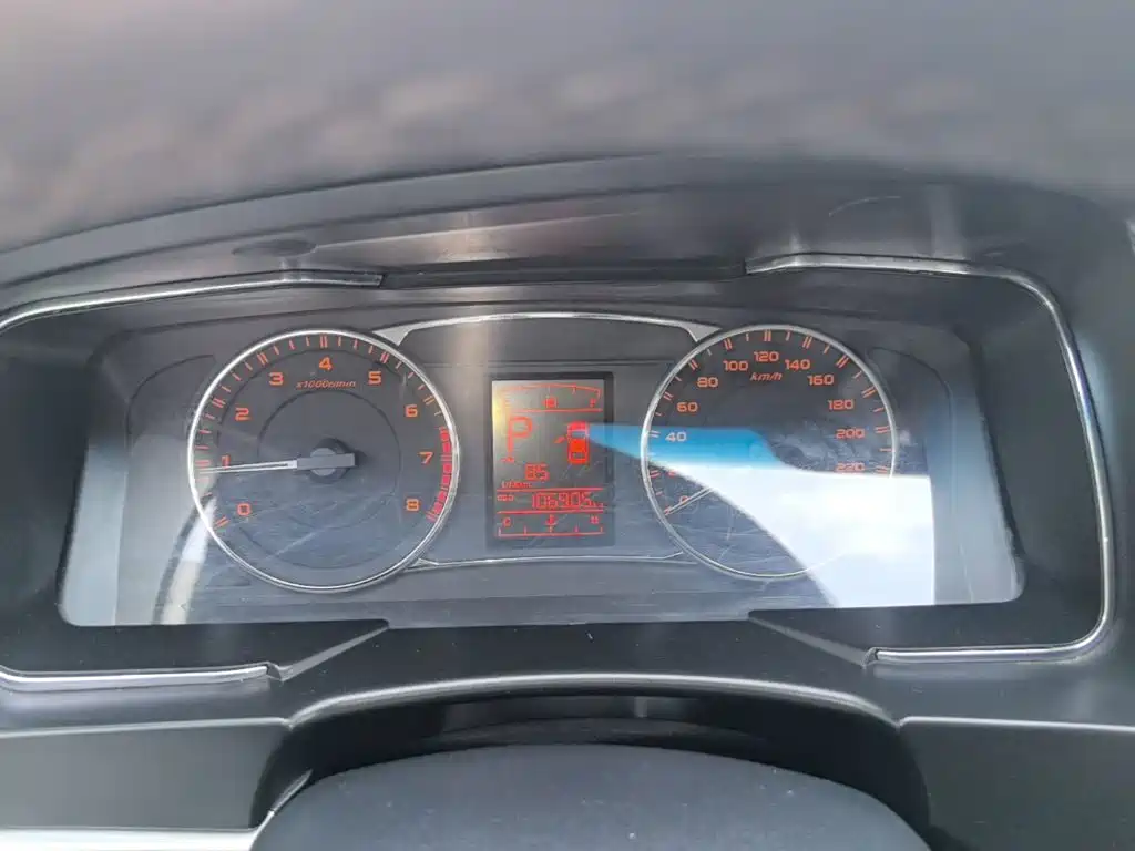 Geely Vision — миниатюра 12