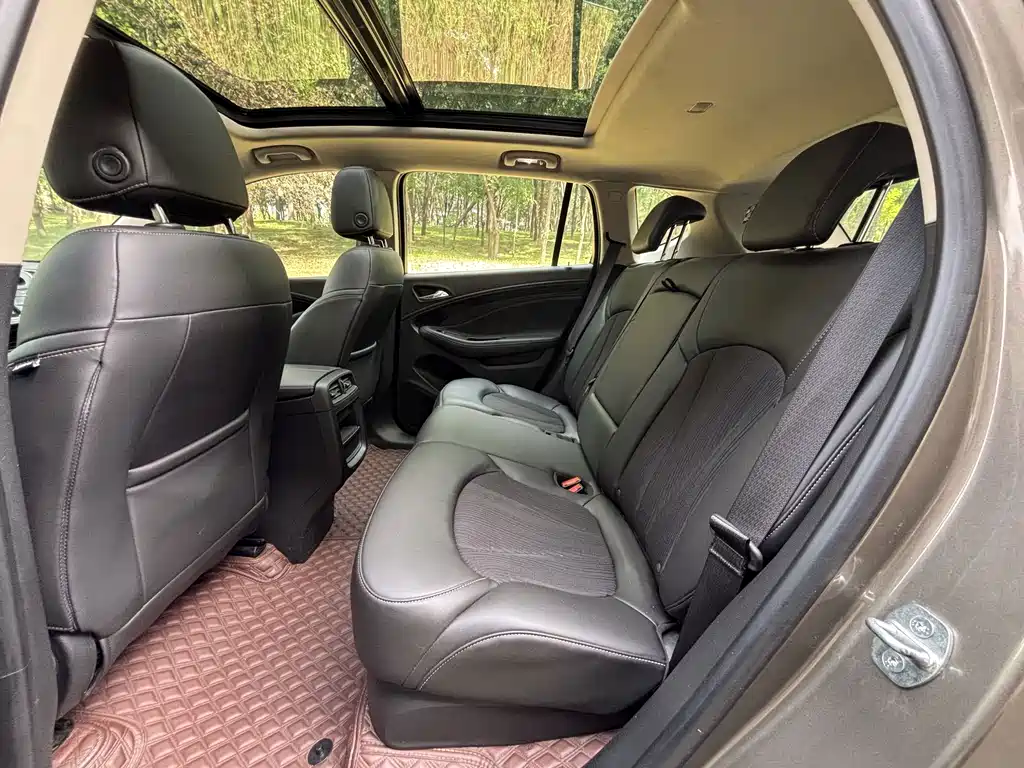 Buick Envision Plus — миниатюра 8