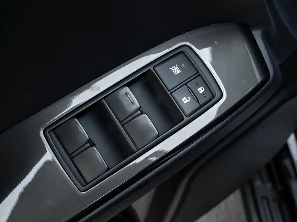 Lexus GX — миниатюра 27