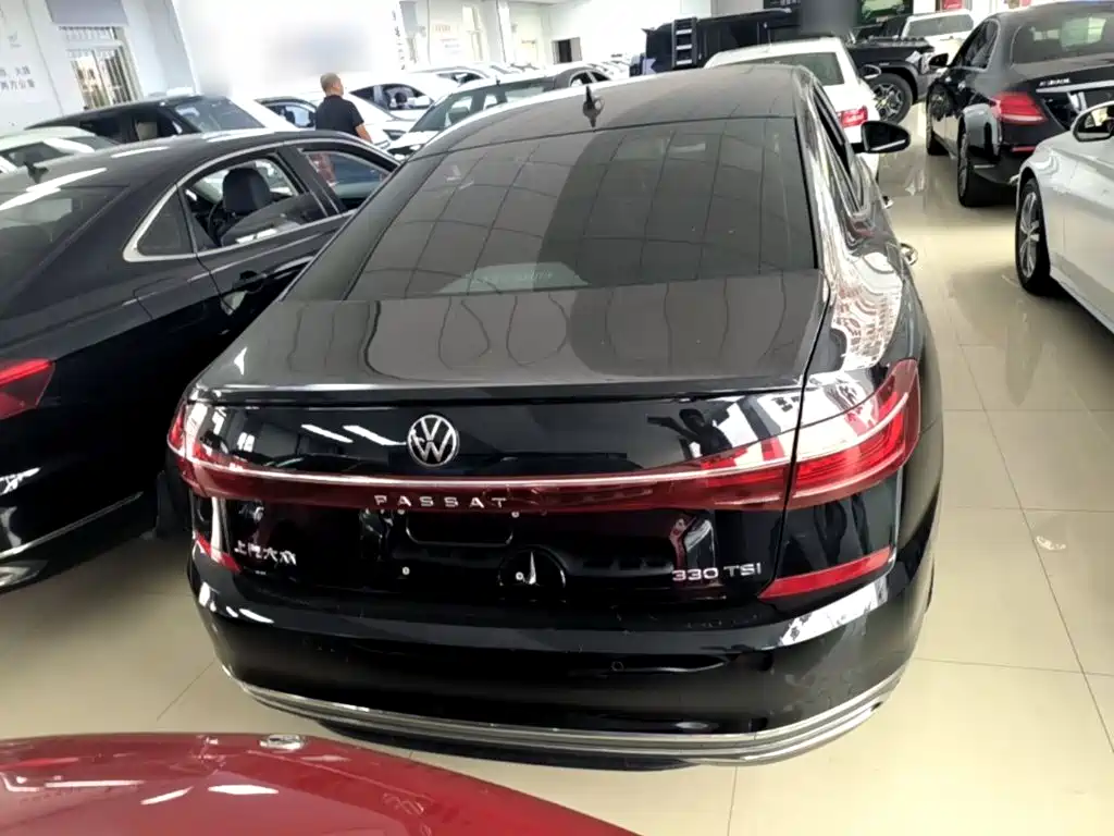 Volkswagen Passat — миниатюра 6