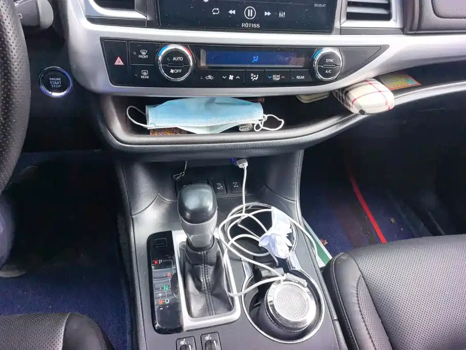 Toyota Highlander — миниатюра 16