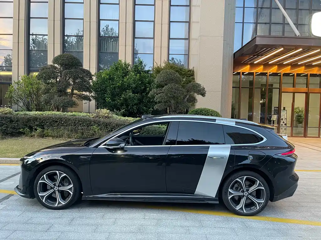 NIO ET5T — миниатюра 4