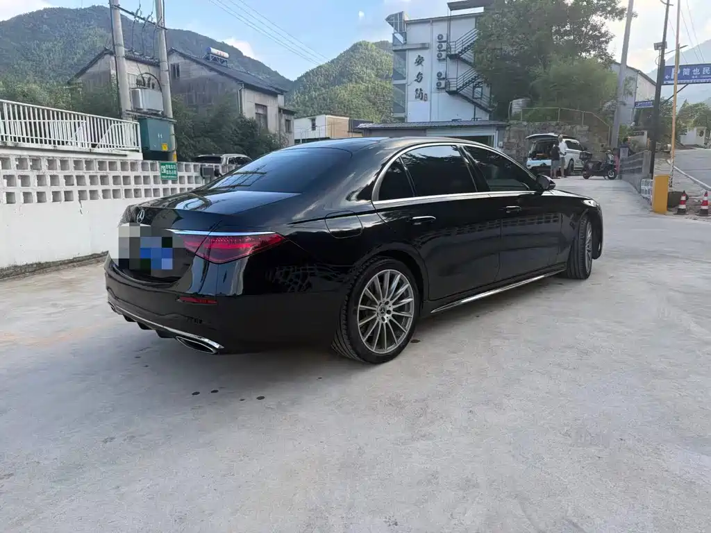 Mercedes-Benz S-Class — миниатюра 9