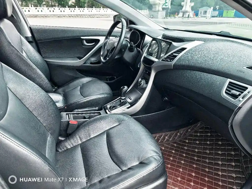Hyundai Elantra Langdong — миниатюра 5