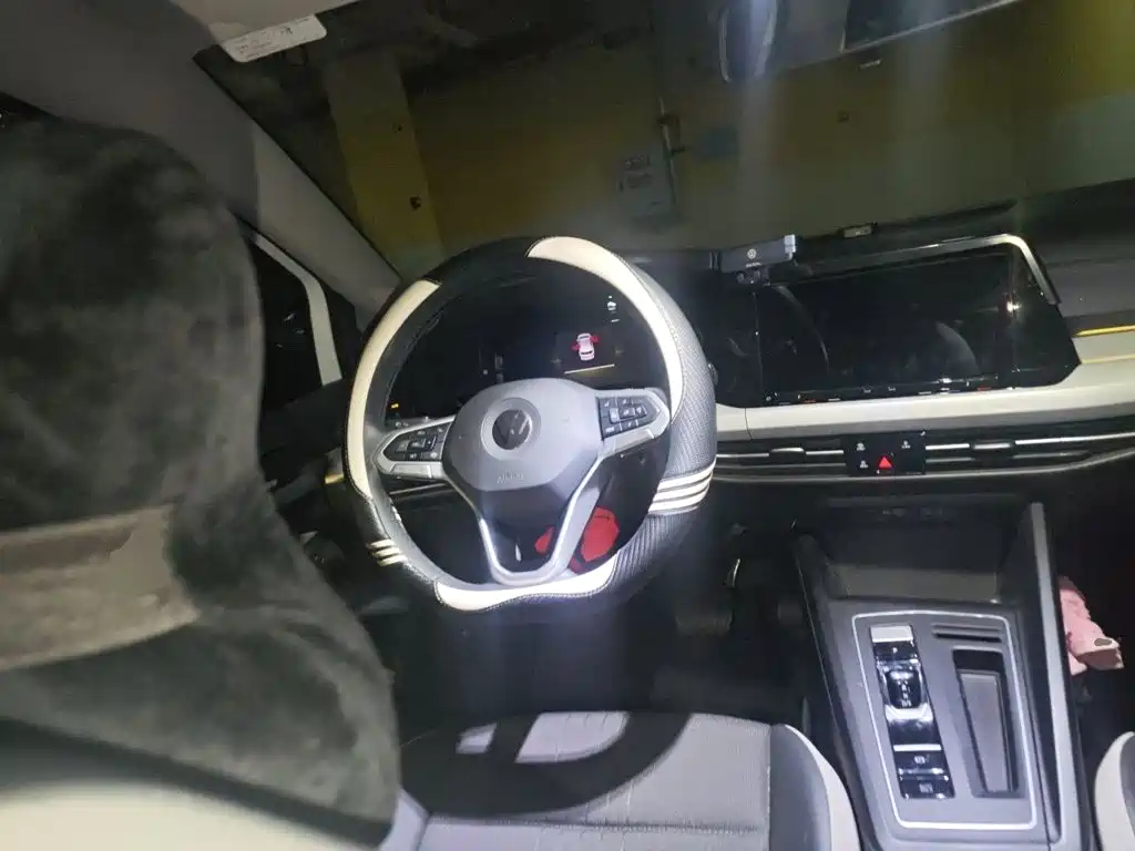 Volkswagen Golf — миниатюра 11