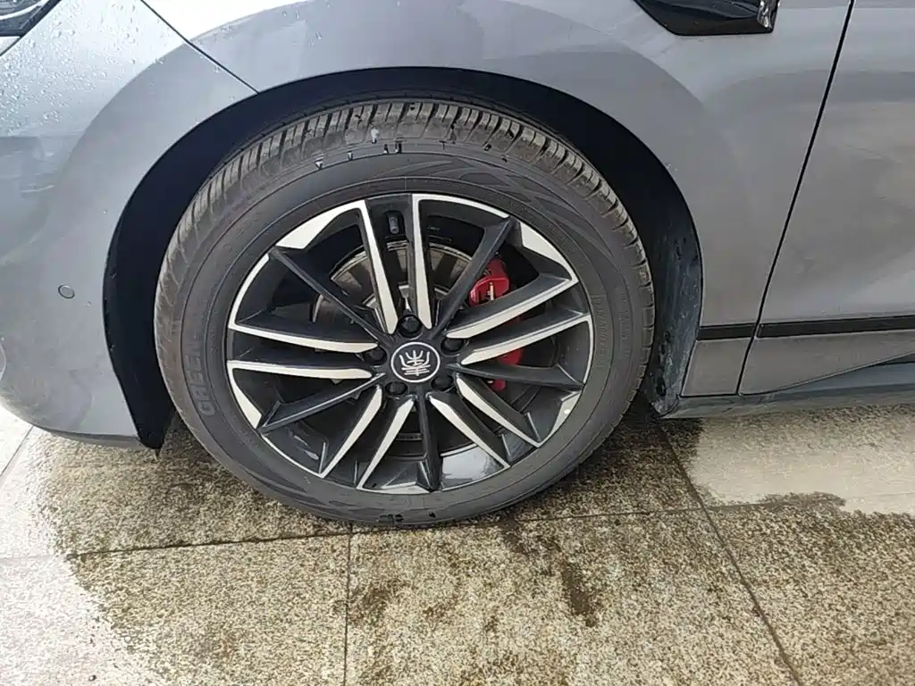 BYD Qin L — миниатюра 23