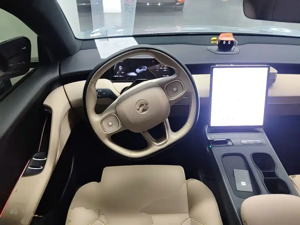 NIO ET5 — миниатюра 11