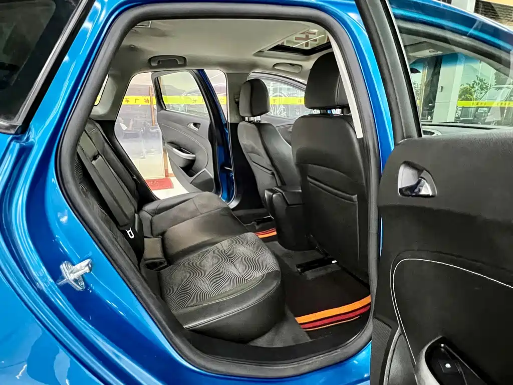 Buick Excelle — миниатюра 14