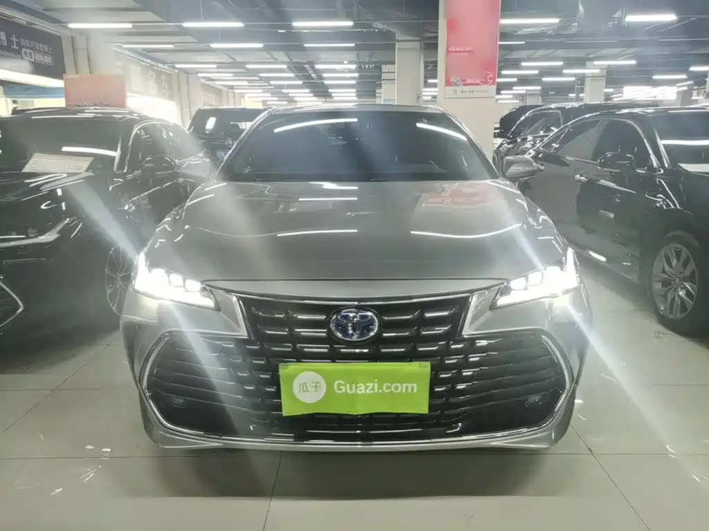 Toyota Avalon — миниатюра 3