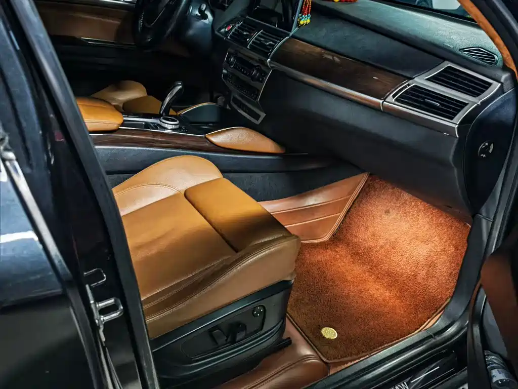 BMW X6 — миниатюра 6