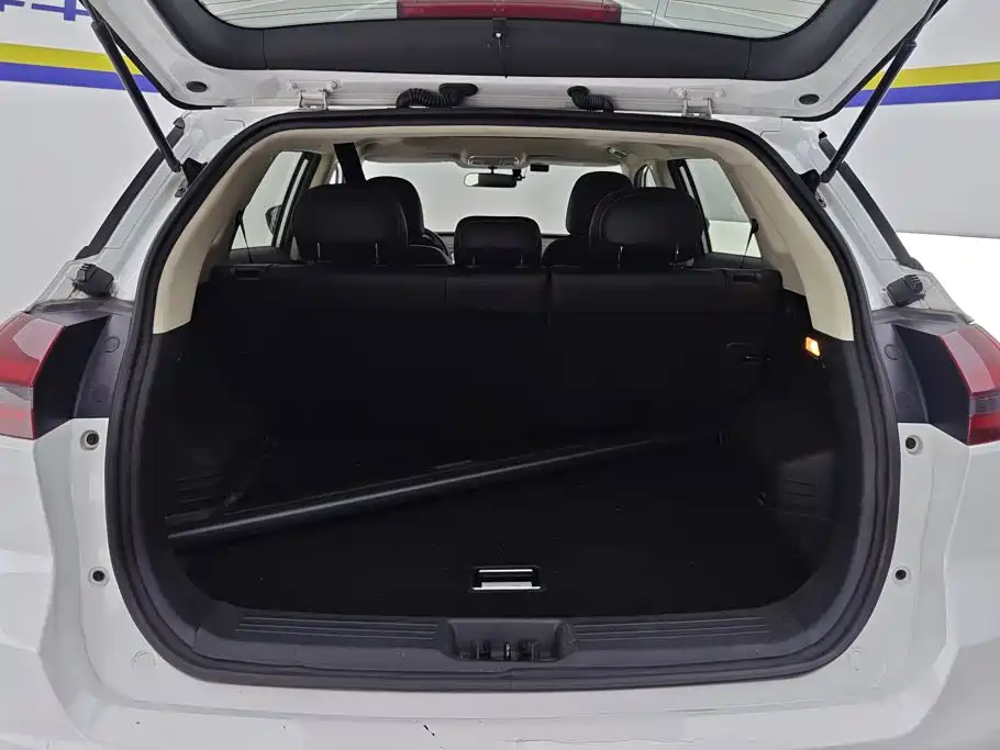 Geely Boyue — миниатюра 4