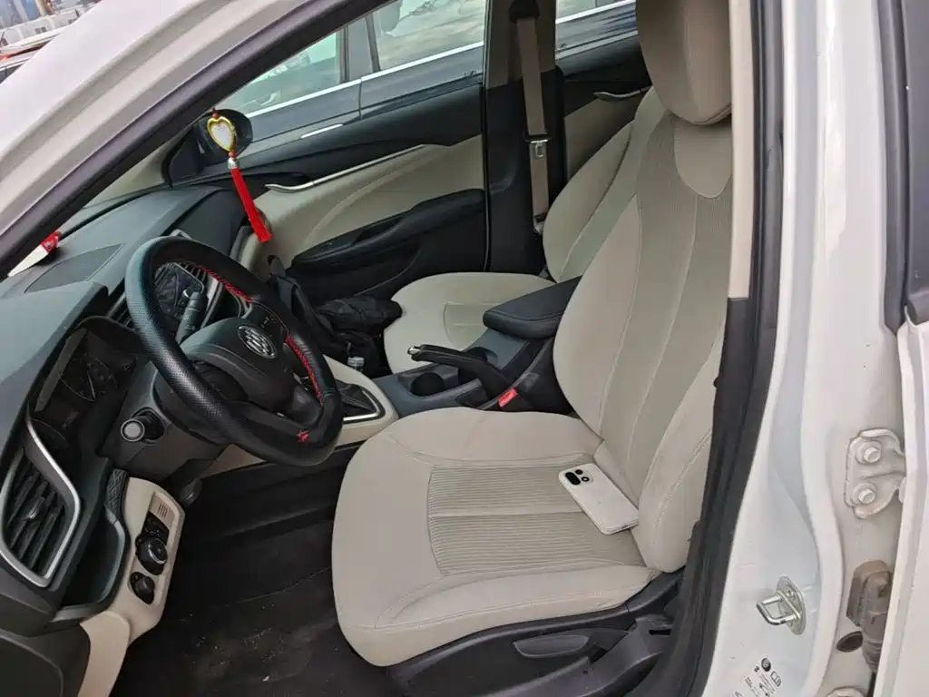 Buick Excelle — миниатюра 15
