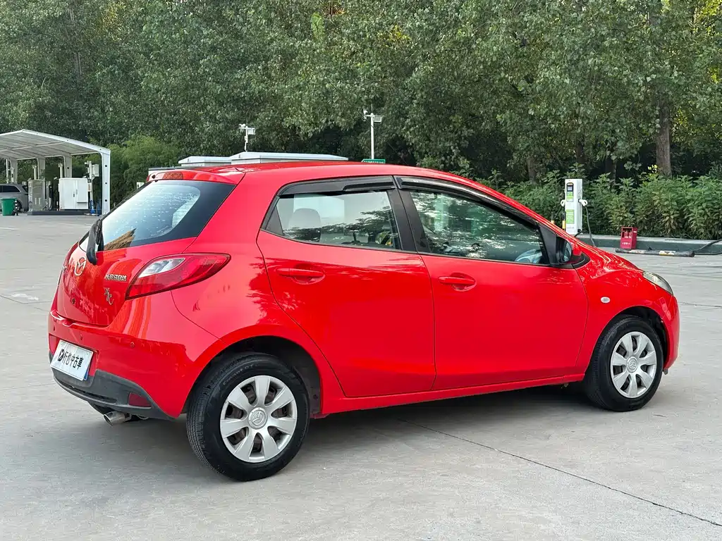 Mazda 2 — миниатюра 12
