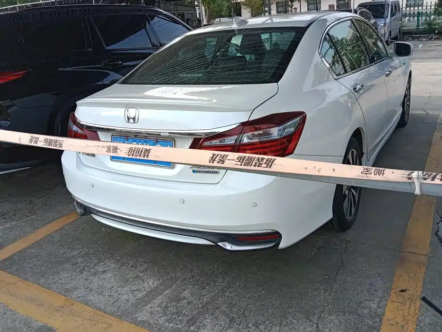 Honda Accord — миниатюра 3