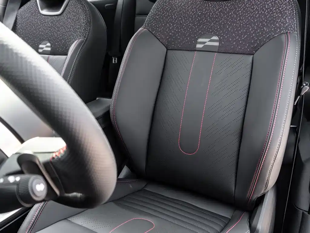 Mini JCW 2025 JOHN COOPER WORKS