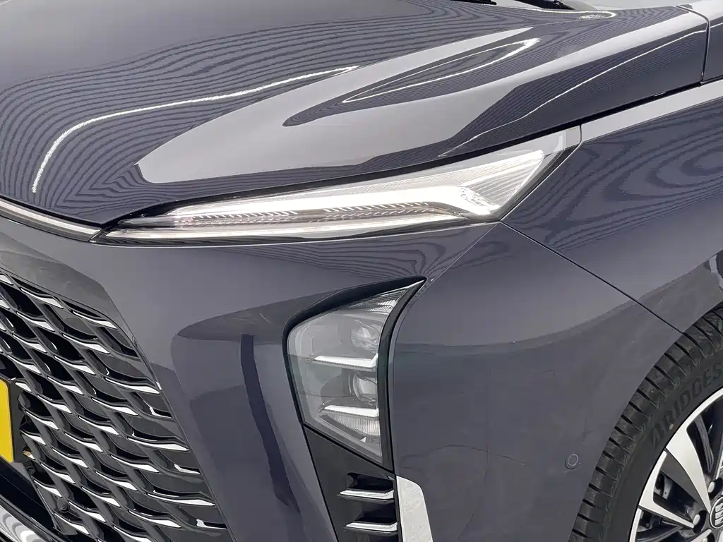 Buick GL8 Hybrid — миниатюра 18