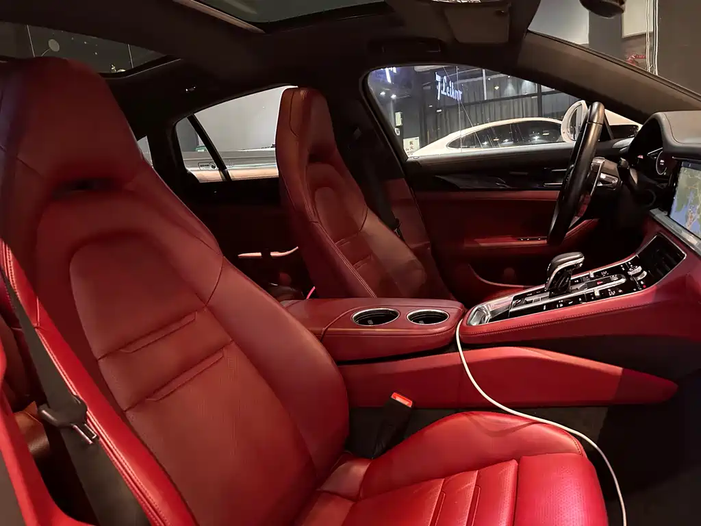Porsche Panamera — миниатюра 16