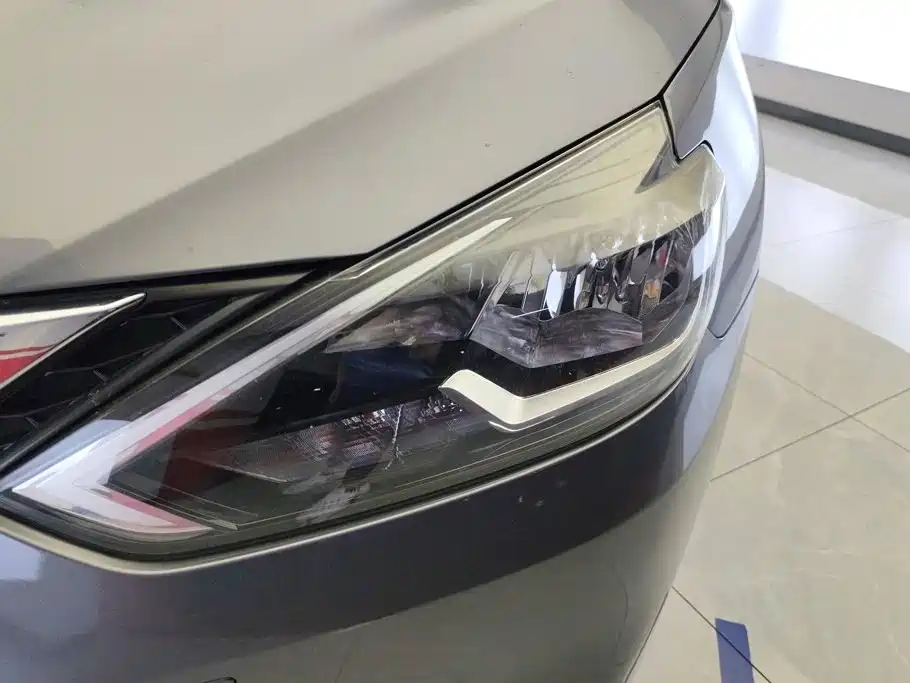 Nissan Sylphy — миниатюра 5