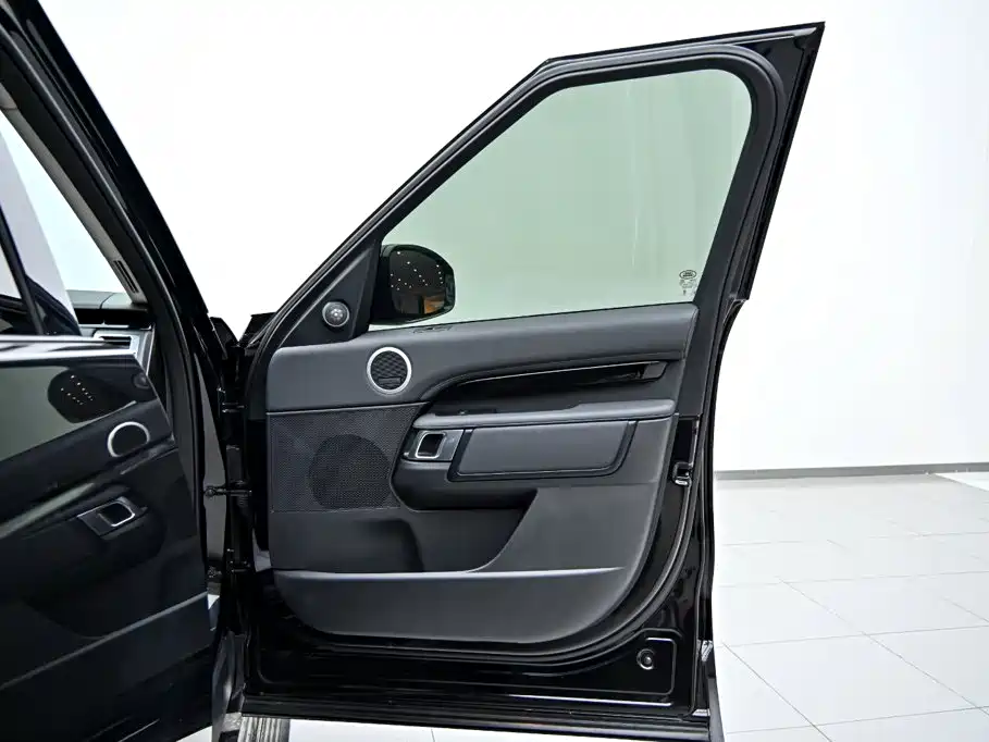 Land Rover Discovery — миниатюра 21