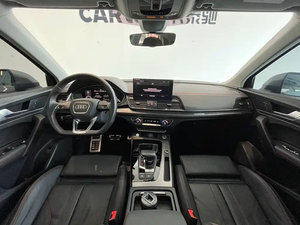 Audi Q5L 2022 40T RS