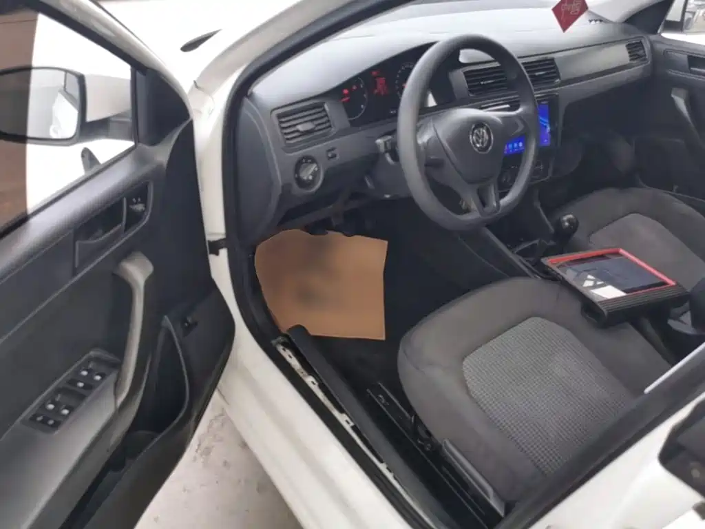 Volkswagen Santana — миниатюра 16