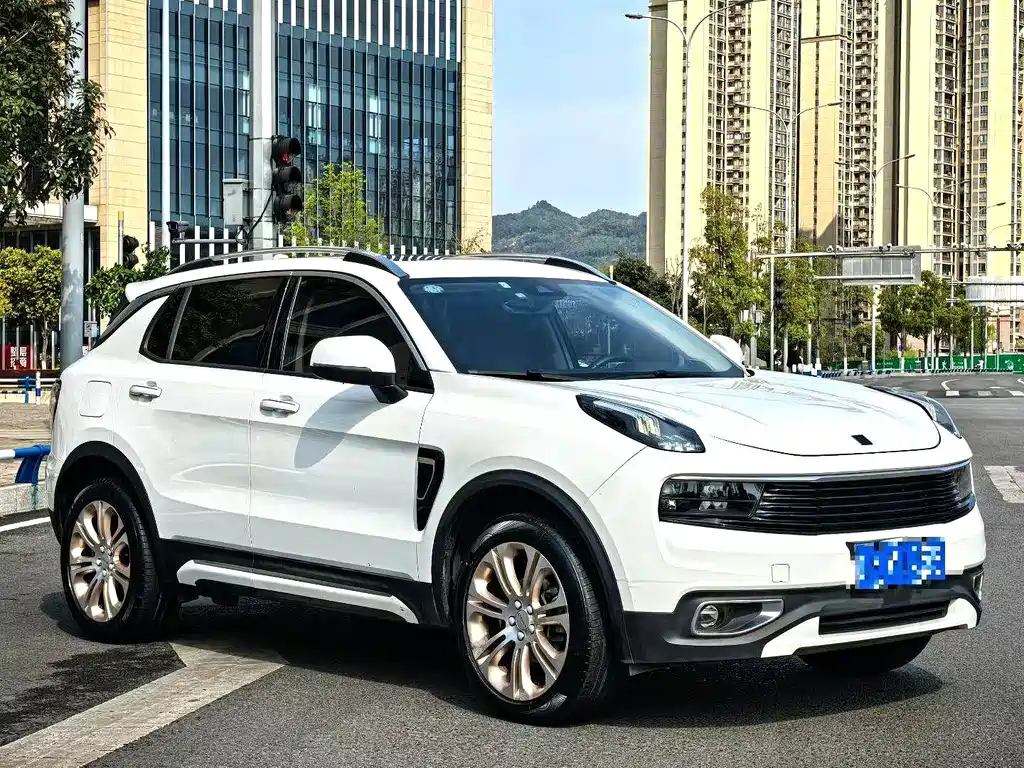 Lynk & Co 01 2018 2.0T +