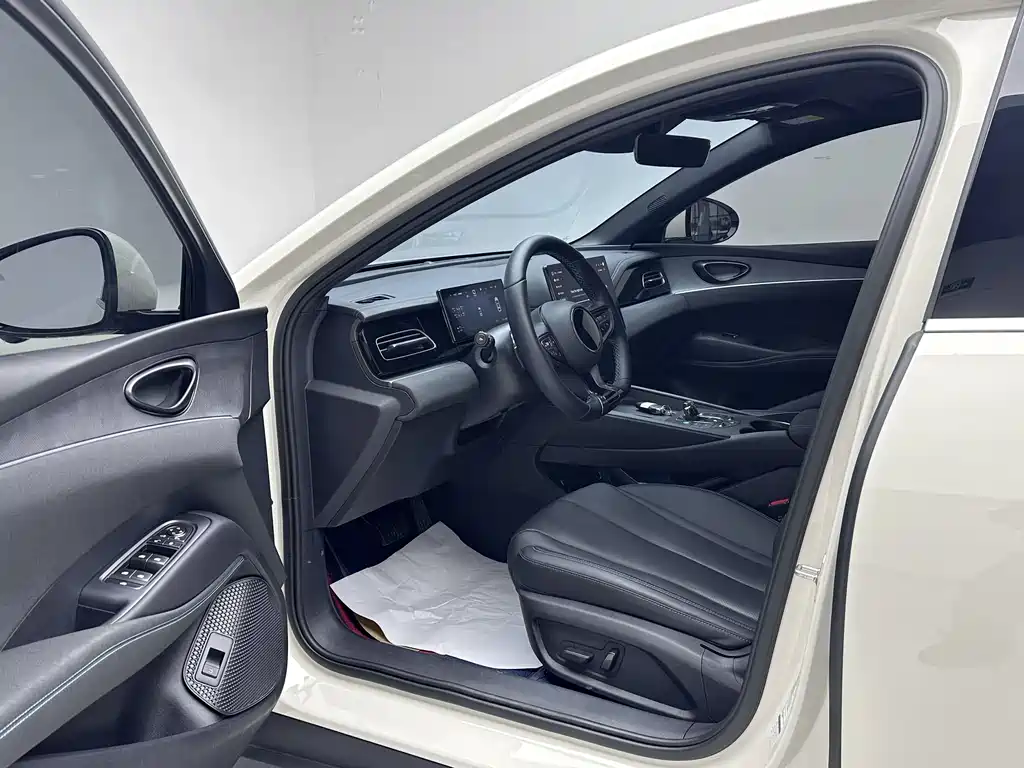 BYD SEAL 06 NEW ENERGY