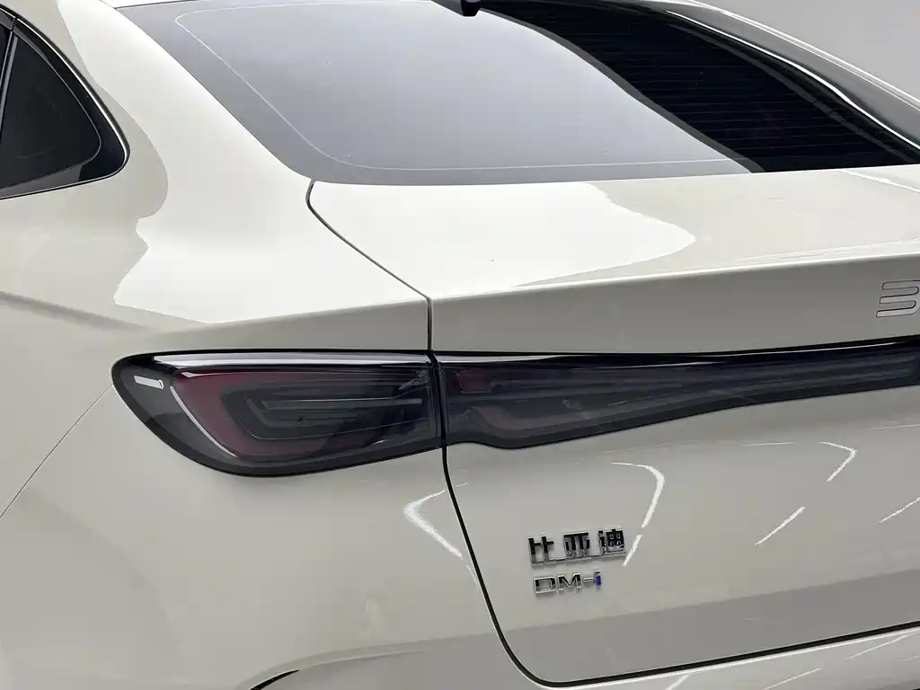 BYD SEAL 06 NEW ENERGY