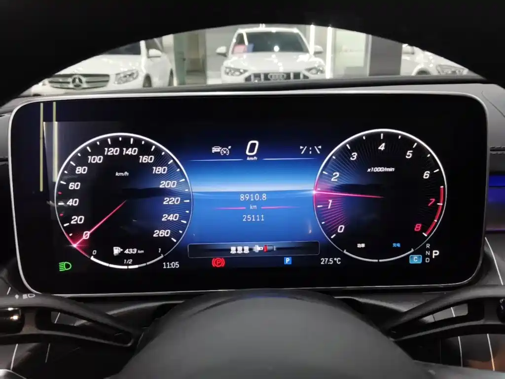 Mercedes-Benz C-Class — миниатюра 12