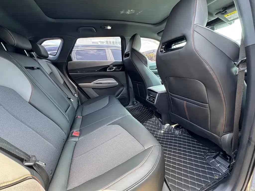 CHANGAN CHANGAN AUCHAN Z6