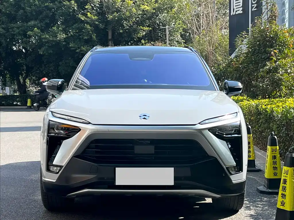 NIO NIO ES8