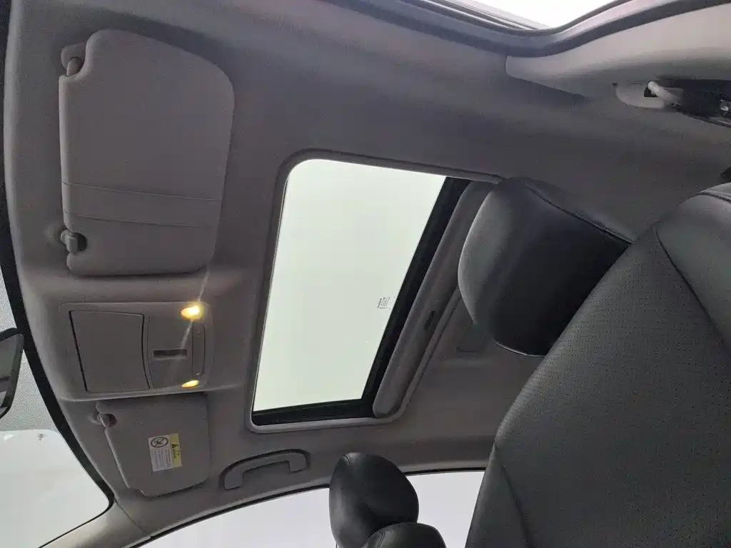 Nissan Sylphy — миниатюра 14