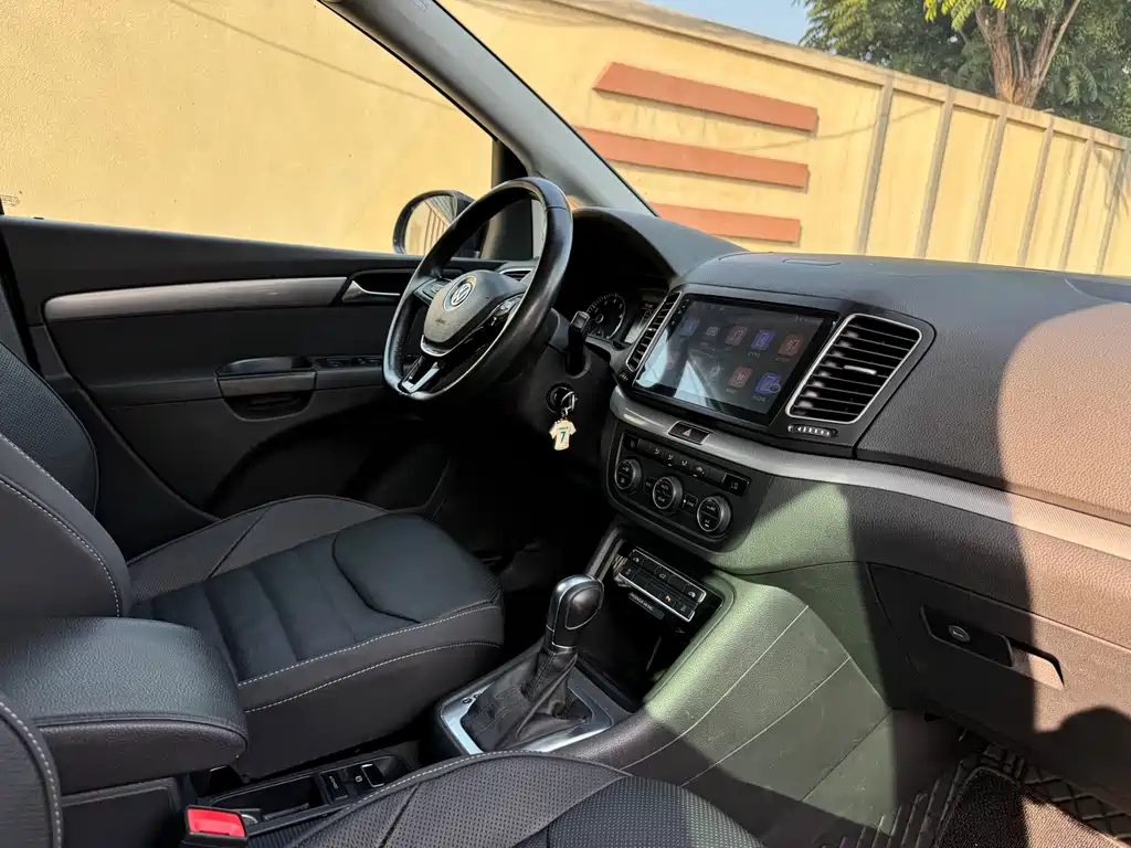 Volkswagen Sharan — миниатюра 22